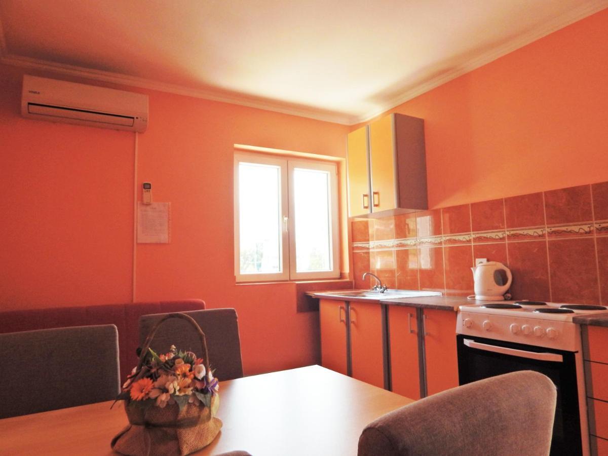 Apartmani Sindik Teodo Esterno foto