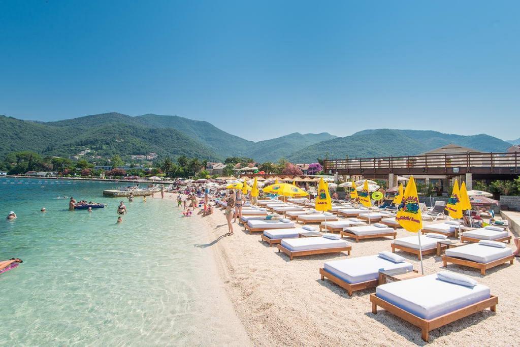 Apartmani Sindik Teodo Esterno foto
