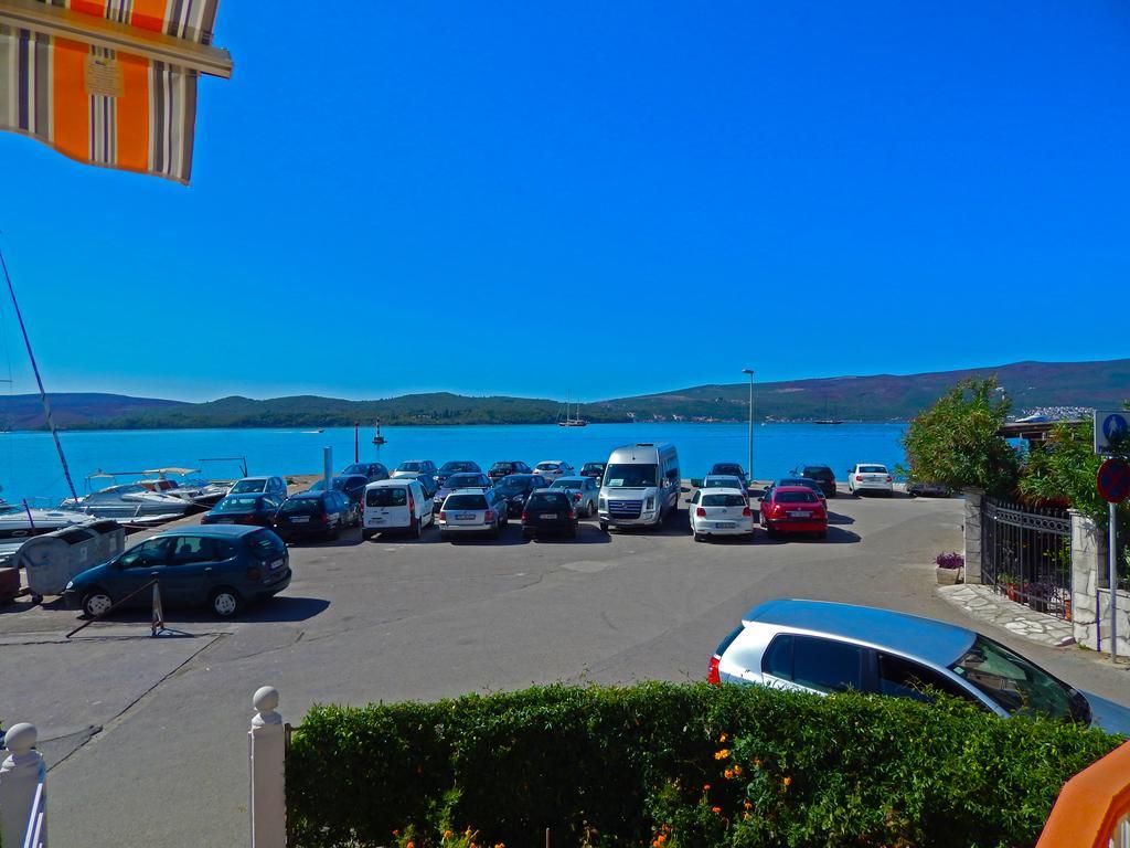 Apartmani Sindik Teodo Esterno foto